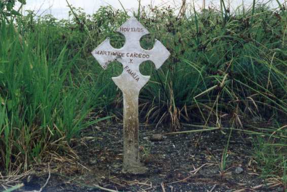 Armero Gravestone (Photo) (153k)