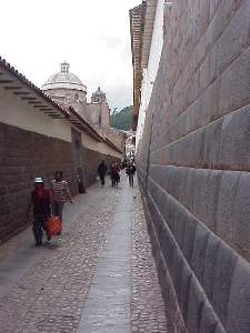 Cuzco Sidestreet